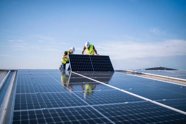 Best Solar Panel Roofing Installation  in St Paul, MN